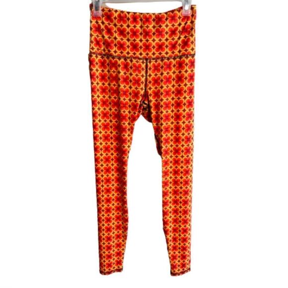 Yoga Democracy Groovy Girl Printed Yoga .Size Medium - Picture 4 of 7